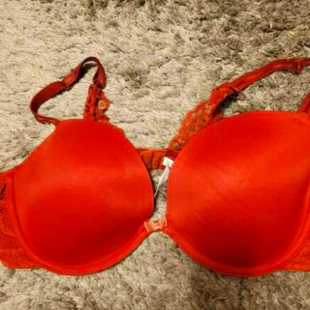 Women's bra 36D